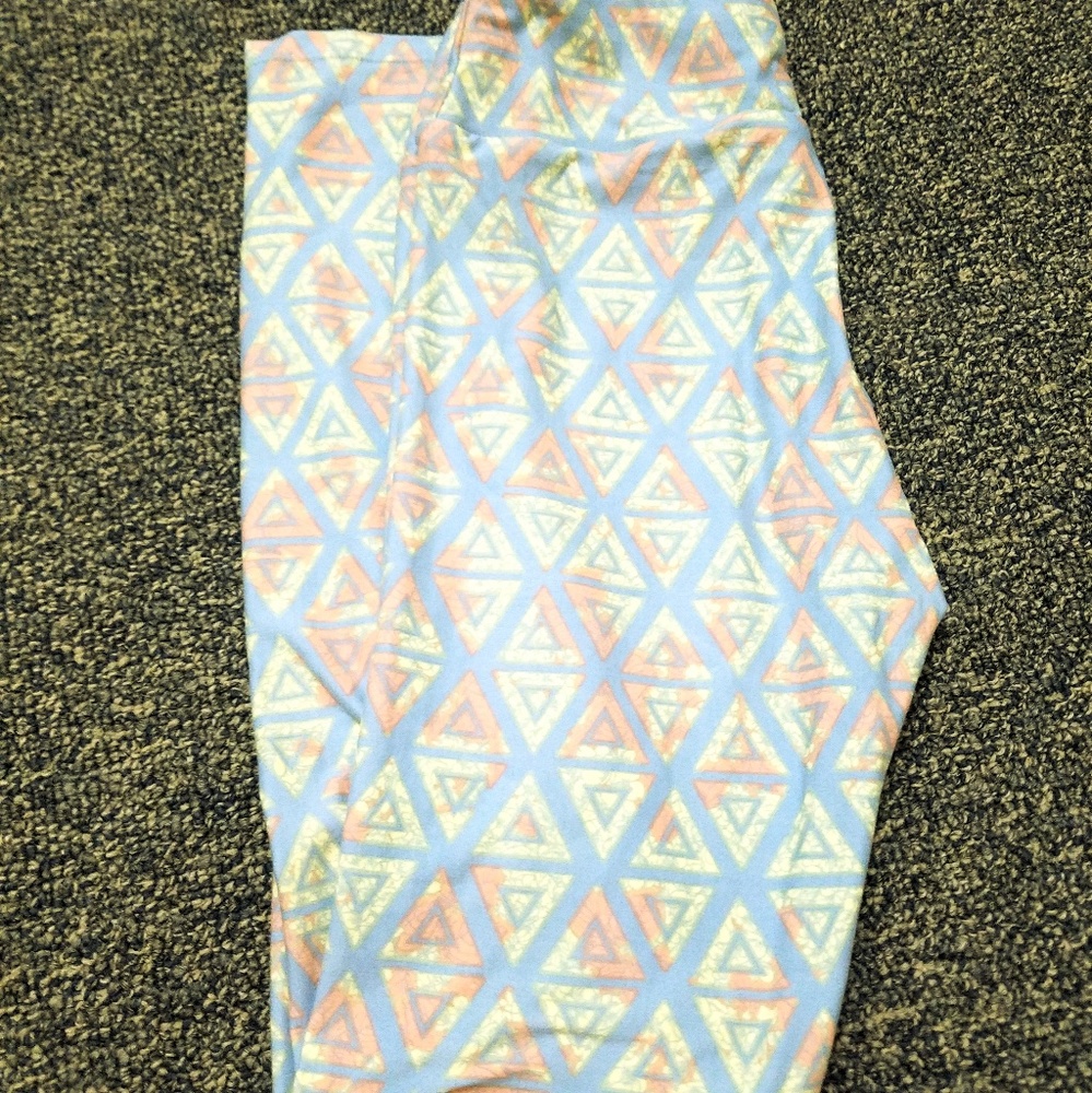 Sold Lularoe leggings